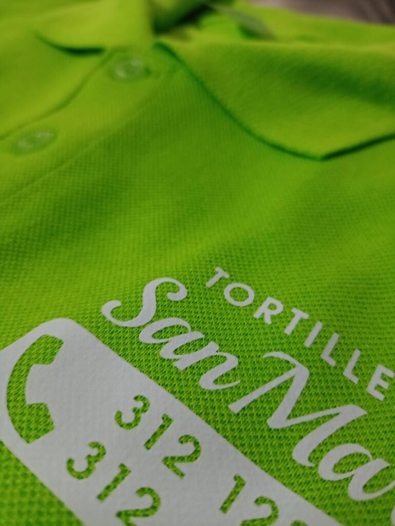 img-kyu-camisas-tipo-polo-detalle